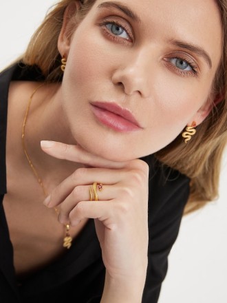 Model Ksenia 100684