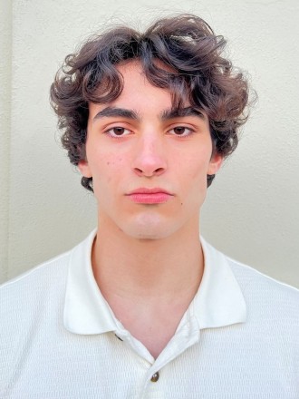 Model Richard 100983