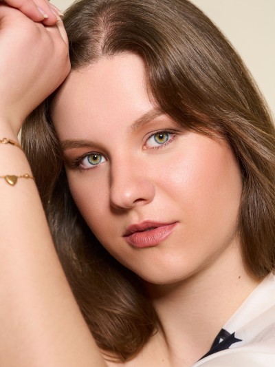 Model Sarah 101905 ab Solingen