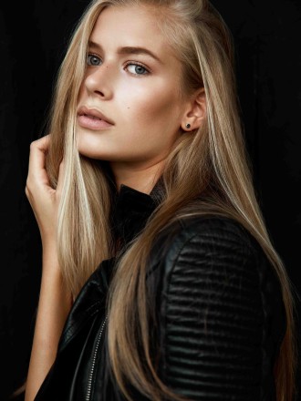 Model Jana 102314