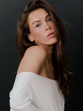 Model Anna 102470
