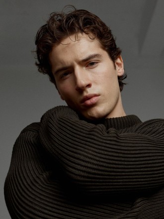 Model Christian 59774