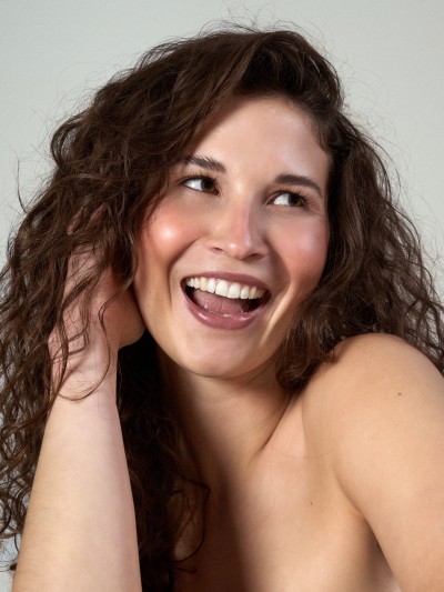 Model Luisa 60558 ab Hamburg