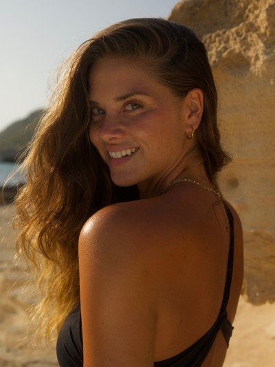 Model Jasmin 63876 ab Hamburg