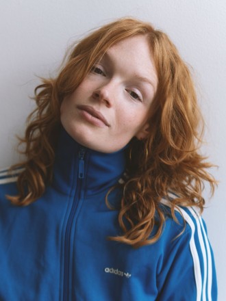 Model Lisa 68167
