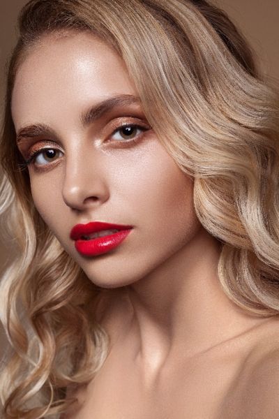 Model Selena 72999 ab Berlin