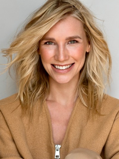 Model Sarah 74355 ab Wiesbaden