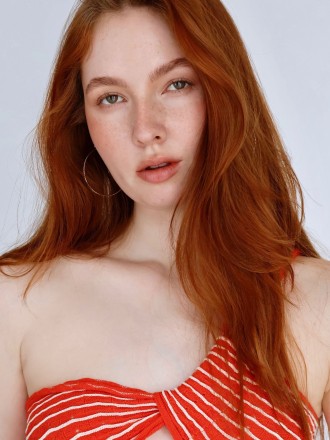 Model Katharina 74931