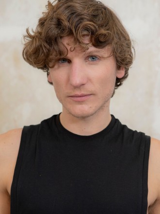 Model Eric  77176