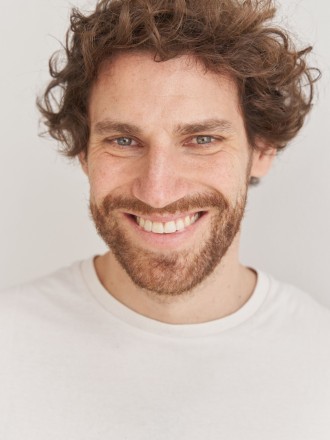Model Martin Oliver 81108
