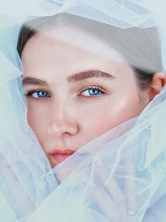 Model Josephine 82452