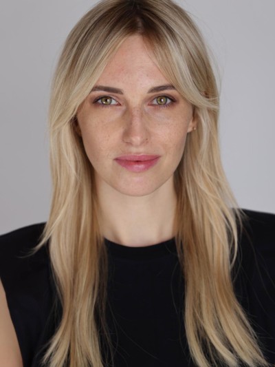 Model Julia 88443 ab München