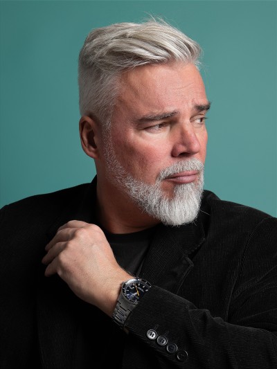 Model Jörg  89357 ab Düsseldorf