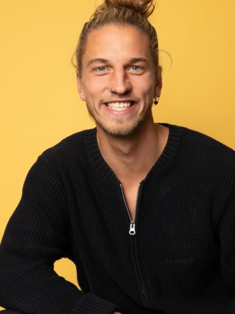 Model Julian 89575