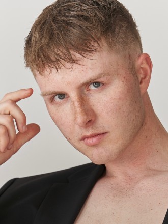 Model Philipp  92678