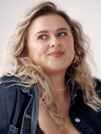 Model Lena 96173