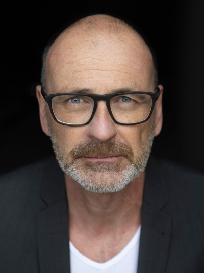 Model Frank 96379 ab Düsseldorf