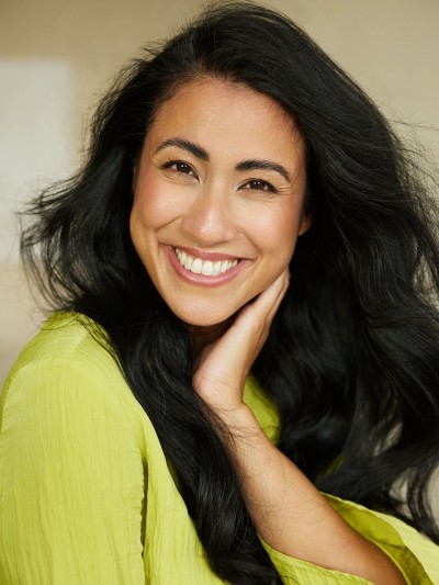 Model Annahid 97224 ab Aachen
