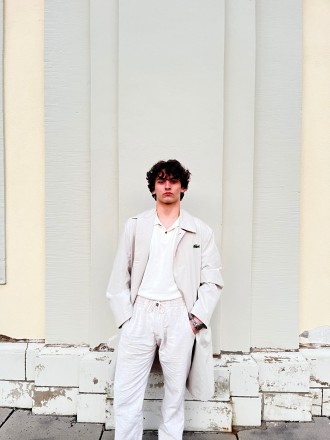 Model Richard 100983
