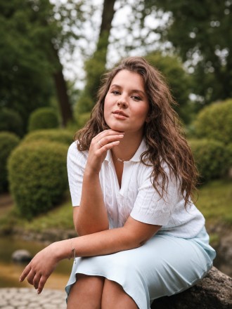Model Sarah 101905