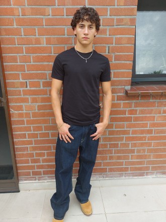 Model Tom 103492