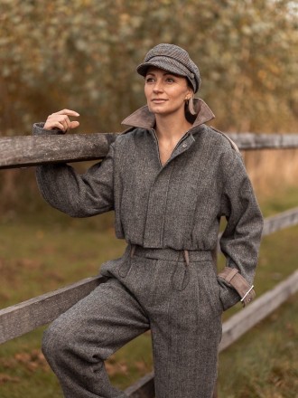 Model Jennifer 21032