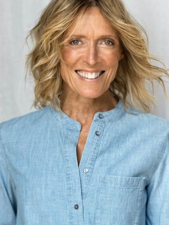 Model Christine 33147