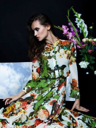 Model Anna 37679