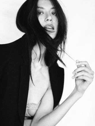 Model Johanna 43996