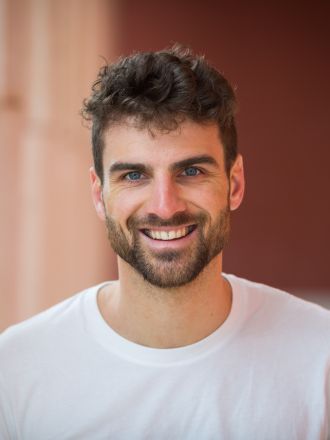 Model Ianik 44743