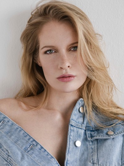 Portfoliobild in der Kategorie Modelbook von Model Sunny 47846 ab Karlsruhe
