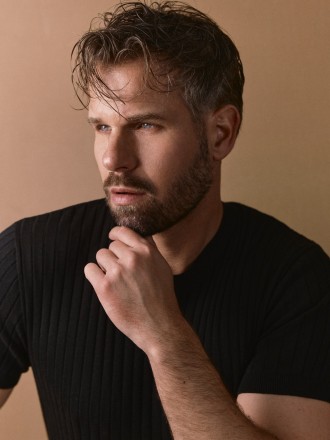 Model Daniel 48632
