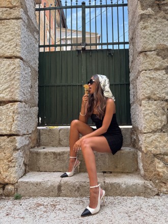 Model Laureen 63273