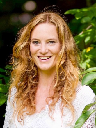 Model Rebecca 64164