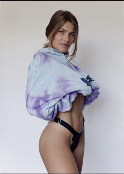 Portfoliobild in der Kategorie Modelbook von Model Marie  64501 ab Hamburg