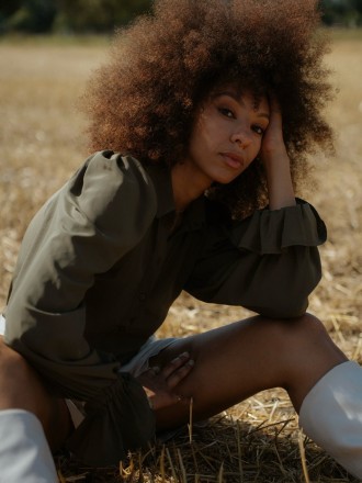 Model Miriam 67345