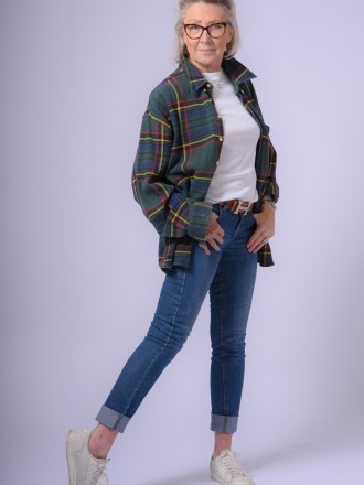 Model Sylvia 69115