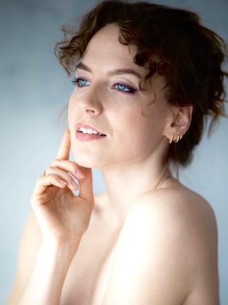 Model Annika 69282