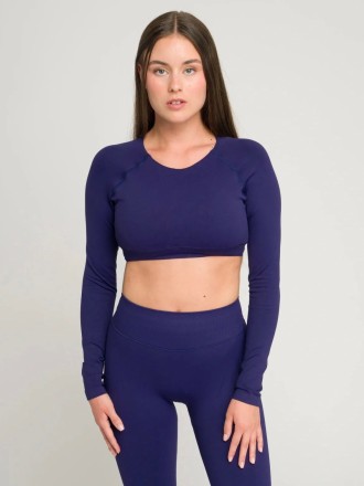 Model Pauline 69922