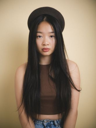 Modèle Lisa Yao 70093