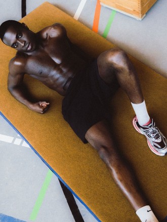 Model Andrew 72806