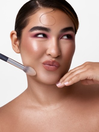 Model Anna Gulaab 76255