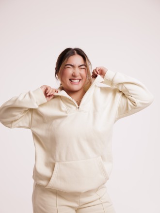 Model Anna Gulaab 76255