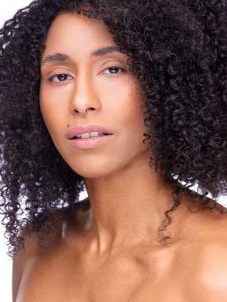 Model Melanie 76258