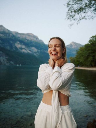 Model Lovis Lena 77052