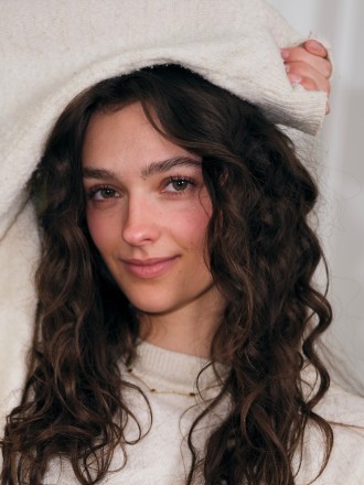 Model Mirjam Sophie 79099