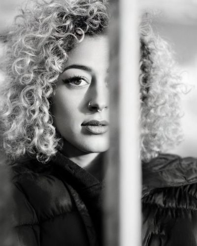 Portfoliobild in der Kategorie Modelbook von Model Naima 79116 ab Bielefeld