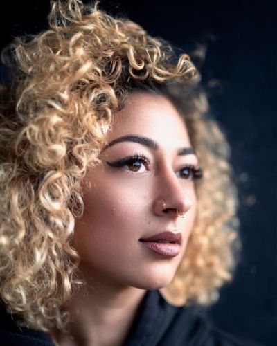 Portfoliobild in der Kategorie Modelbook von Model Naima 79116 ab Bielefeld