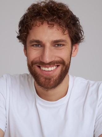 Model Martin Oliver 81108