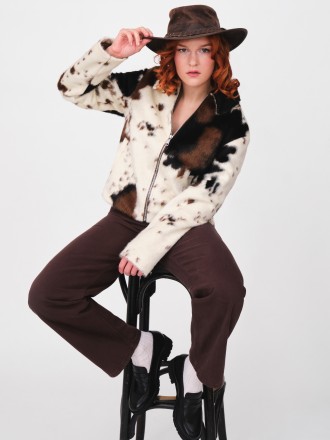 Model Juliana  82004